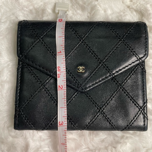 Chanel Black Bicolore CC Logo Lambskin Coin Case Wallet ๐ค - Picture 14 of 17